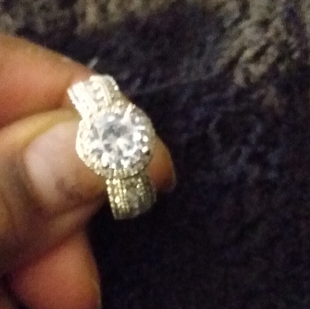 Ring - Picture 6 of 8